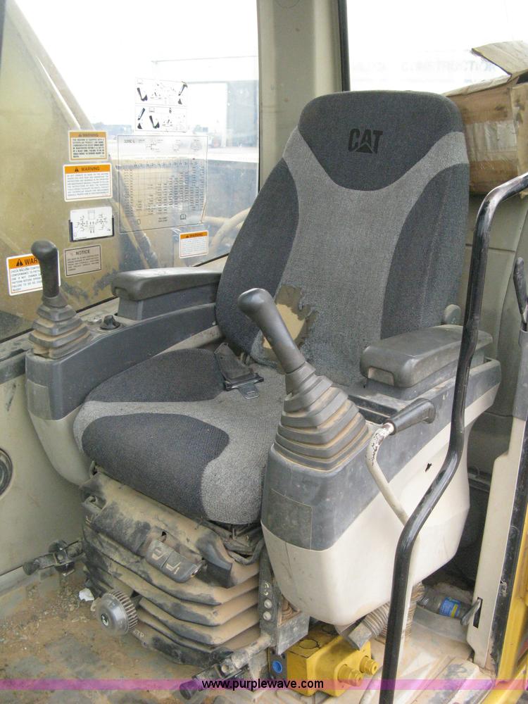 image for item E3420 2001 Caterpillar 320CL excavator