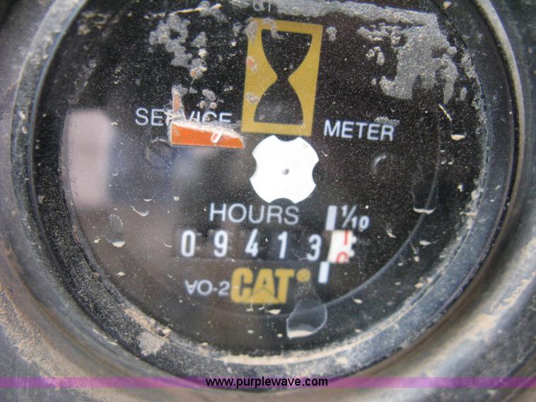 image for item E3420 2001 Caterpillar 320CL excavator