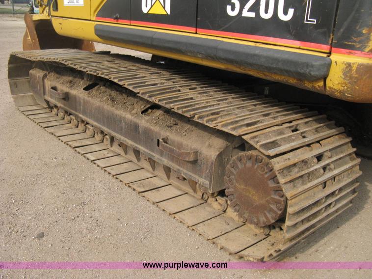 image for item E3420 2001 Caterpillar 320CL excavator