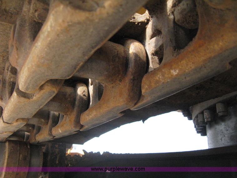 image for item E3420 2001 Caterpillar 320CL excavator