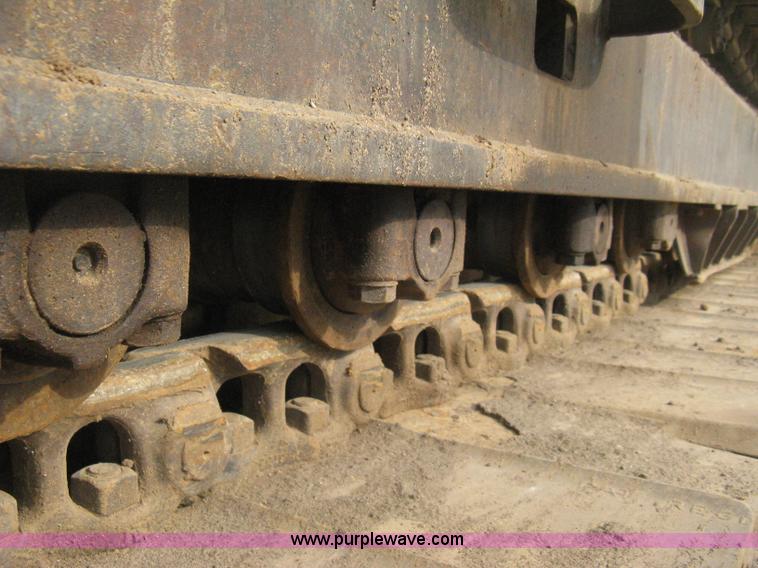 image for item E3420 2001 Caterpillar 320CL excavator