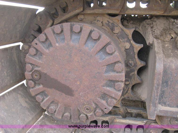 image for item E3420 2001 Caterpillar 320CL excavator