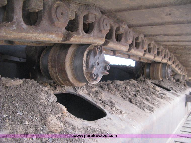 image for item E3420 2001 Caterpillar 320CL excavator