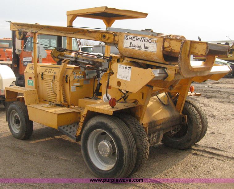 2002 Arrow 1350 hydraulic drop hammer in Wichita, KS Item E3421 sold