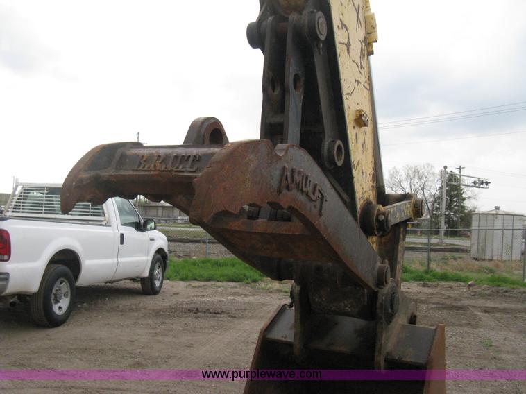 image for item E3422 2002 Kobelco SK210LC Dynamic Acera excavator