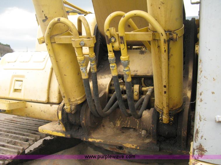 image for item E3422 2002 Kobelco SK210LC Dynamic Acera excavator