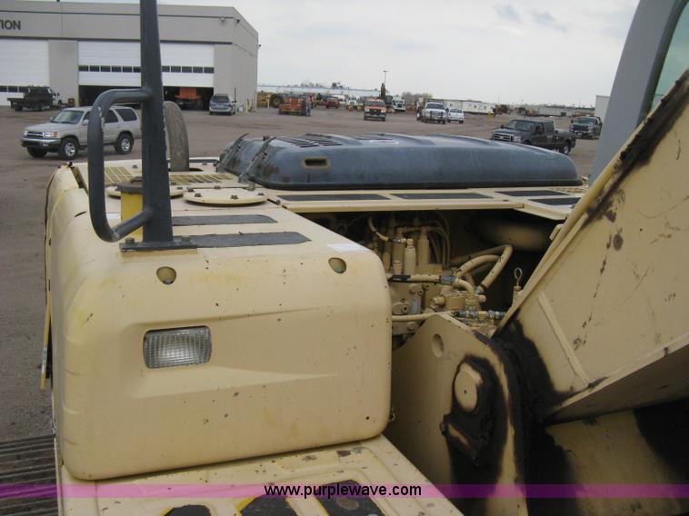 image for item E3422 2002 Kobelco SK210LC Dynamic Acera excavator