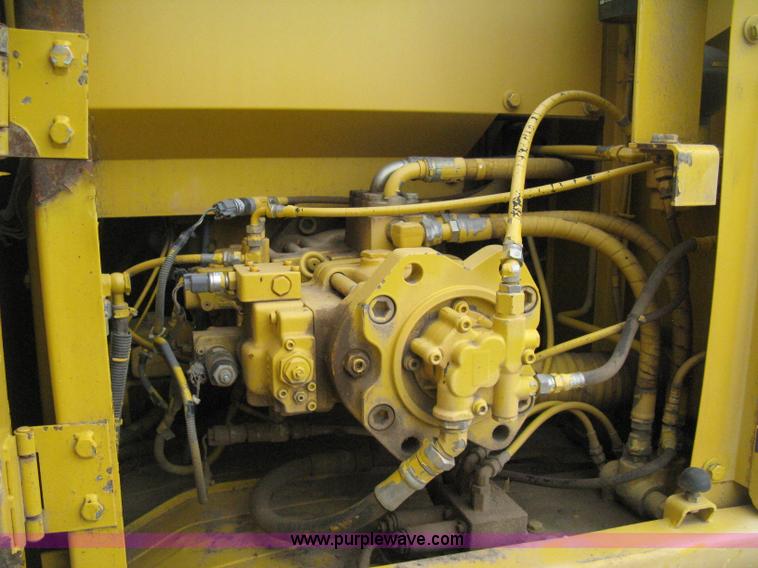 image for item E3422 2002 Kobelco SK210LC Dynamic Acera excavator