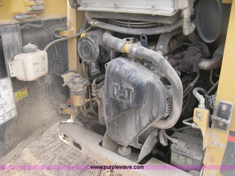 image for item E3424 2005 Caterpillar 257B Turbo skid steer