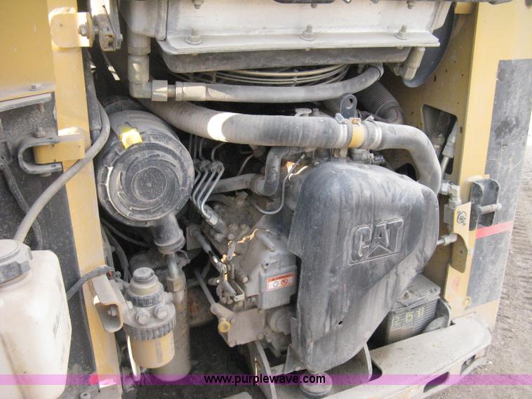 image for item E3424 2005 Caterpillar 257B Turbo skid steer