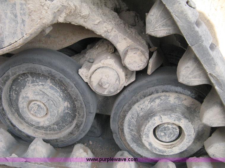 image for item E3424 2005 Caterpillar 257B Turbo skid steer