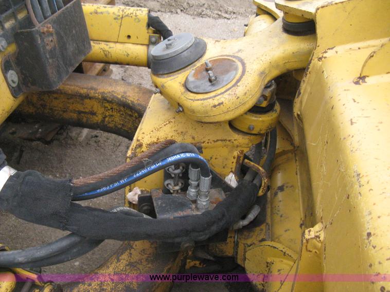 image for item E3425 1998 John Deere 650G Series IV dozer