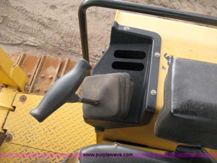 image for item E3425 1998 John Deere 650G Series IV dozer