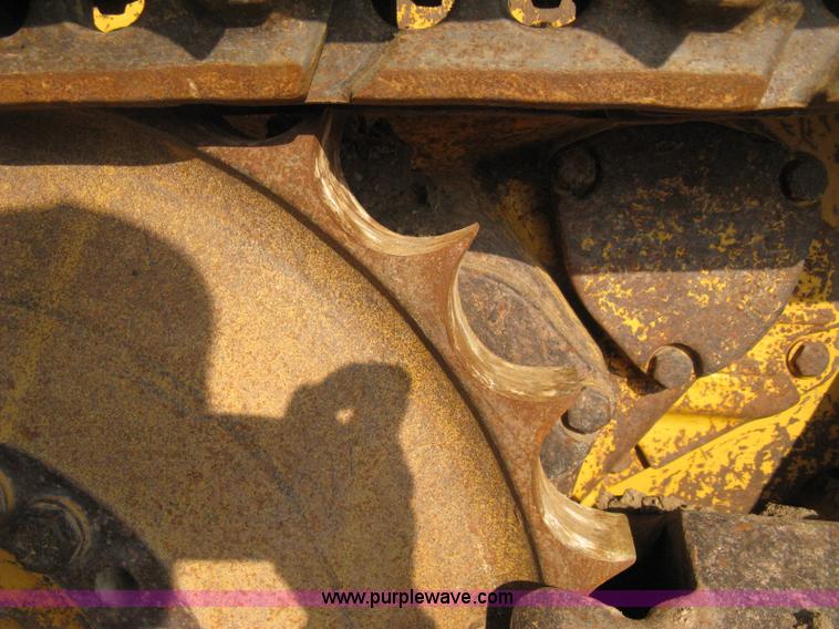 image for item E3425 1998 John Deere 650G Series IV dozer