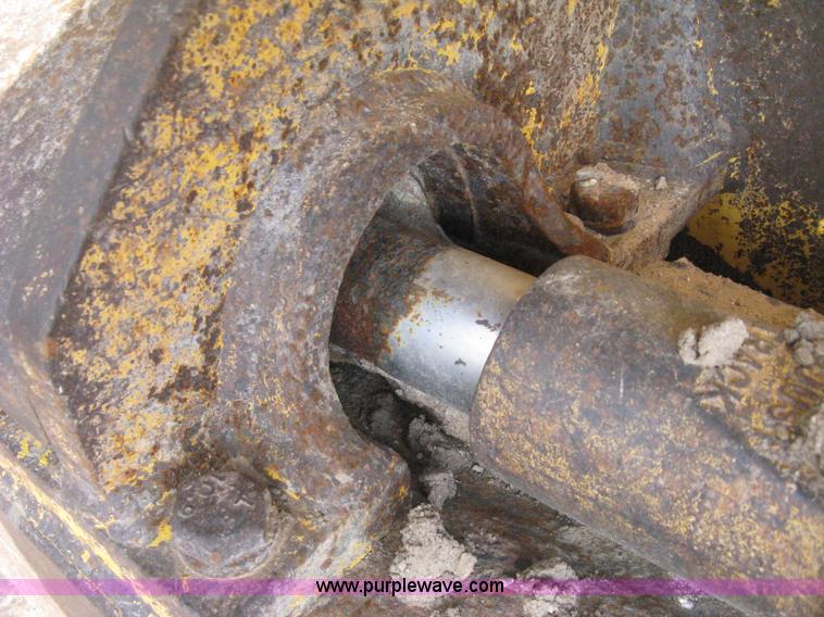 image for item E3425 1998 John Deere 650G Series IV dozer