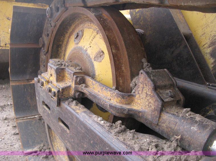 image for item E3425 1998 John Deere 650G Series IV dozer