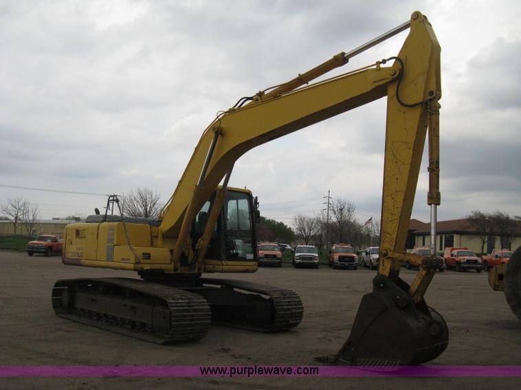 image for item E3429 1999 Komatsu PC200LC-6 Advance excavator