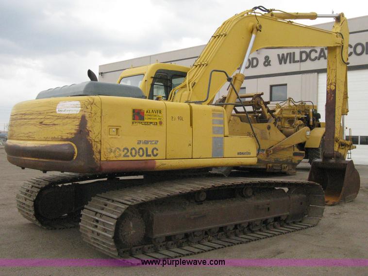 image for item E3429 1999 Komatsu PC200LC-6 Advance excavator