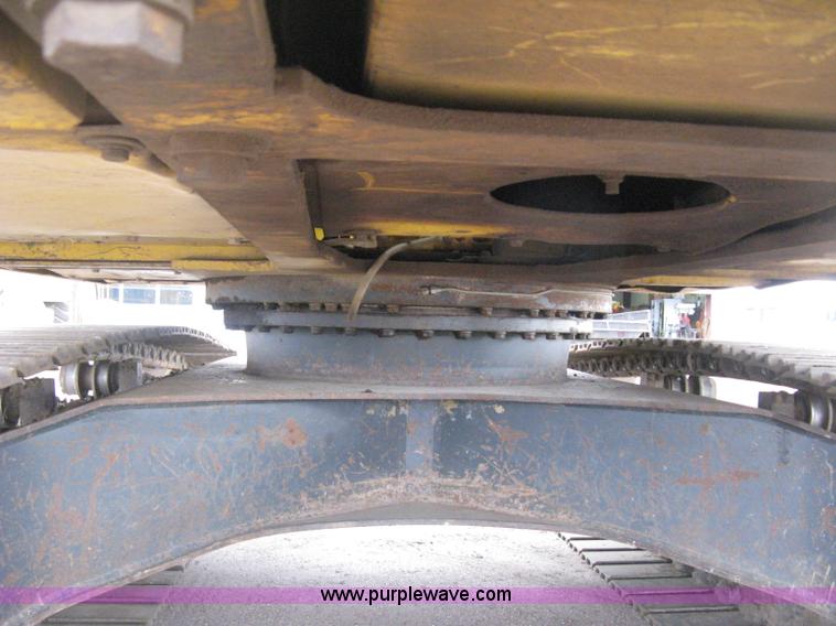 image for item E3429 1999 Komatsu PC200LC-6 Advance excavator