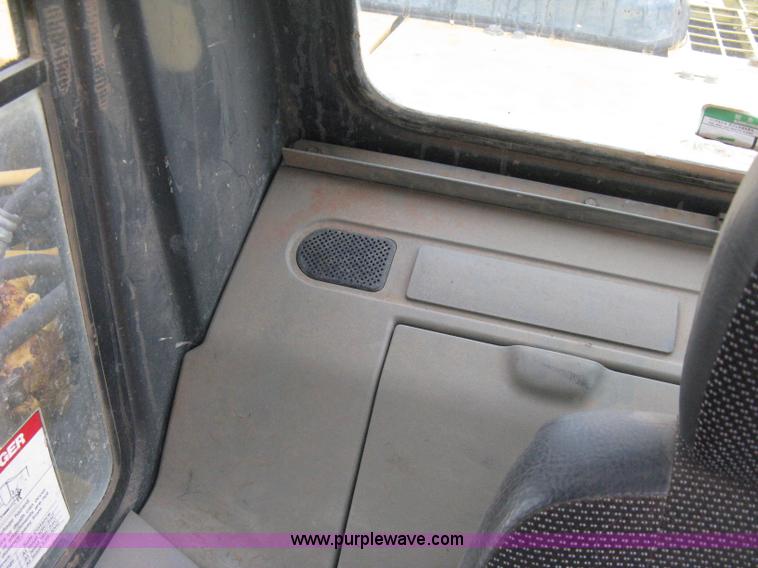 image for item E3429 1999 Komatsu PC200LC-6 Advance excavator