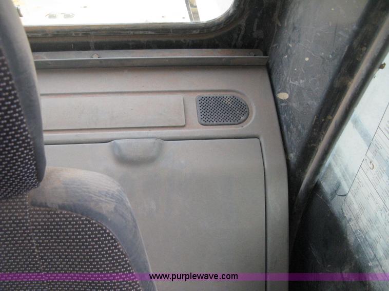 image for item E3429 1999 Komatsu PC200LC-6 Advance excavator