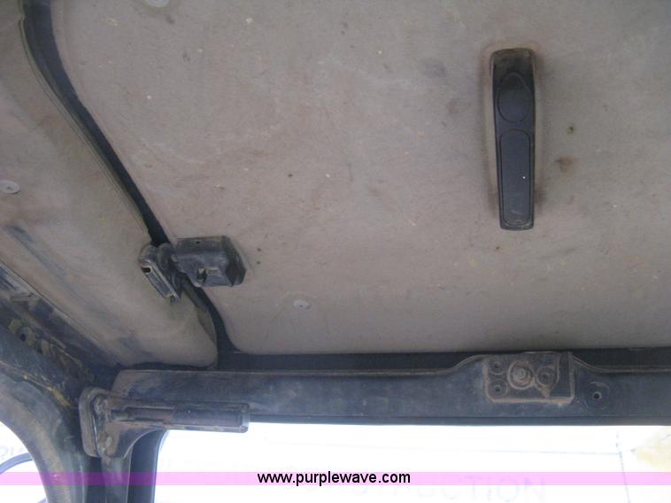 image for item E3429 1999 Komatsu PC200LC-6 Advance excavator