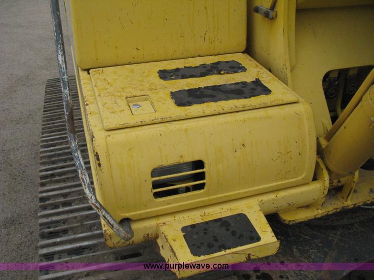image for item E3429 1999 Komatsu PC200LC-6 Advance excavator