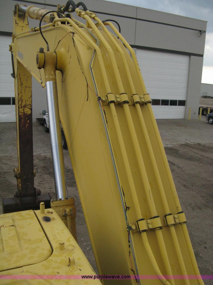 image for item E3429 1999 Komatsu PC200LC-6 Advance excavator