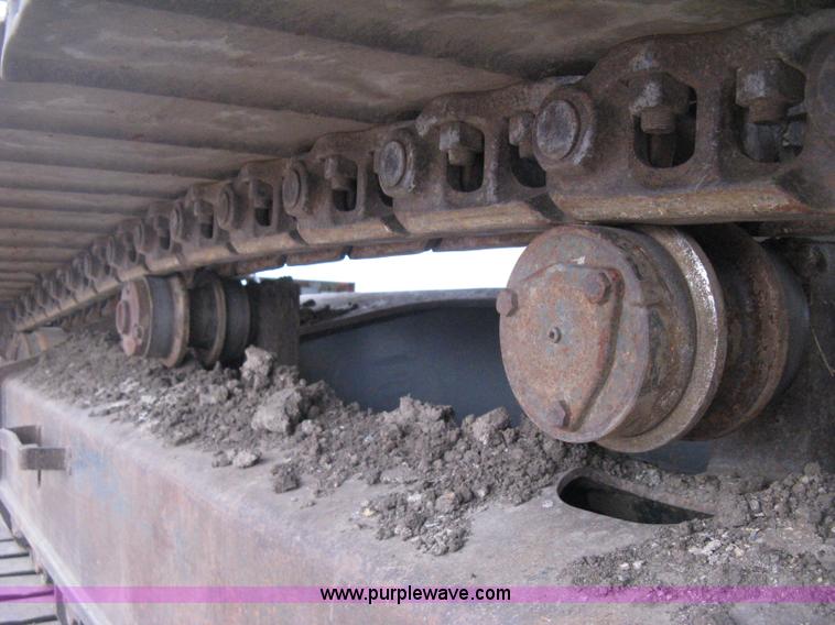 image for item E3429 1999 Komatsu PC200LC-6 Advance excavator