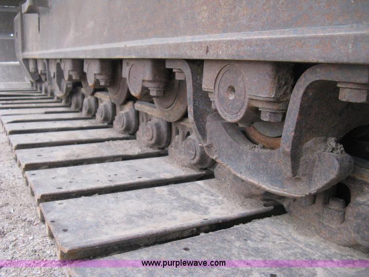 image for item E3429 1999 Komatsu PC200LC-6 Advance excavator