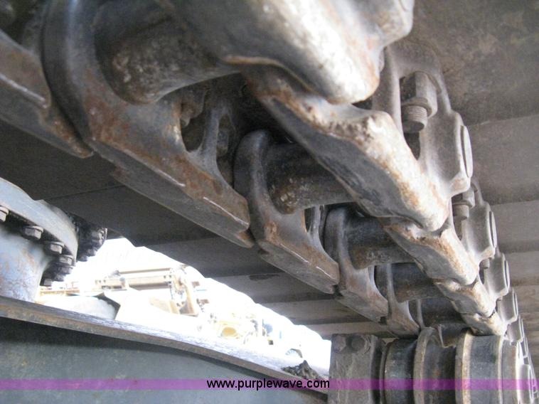 image for item E3429 1999 Komatsu PC200LC-6 Advance excavator