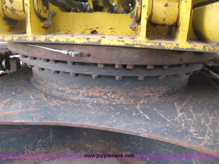 image for item E3429 1999 Komatsu PC200LC-6 Advance excavator