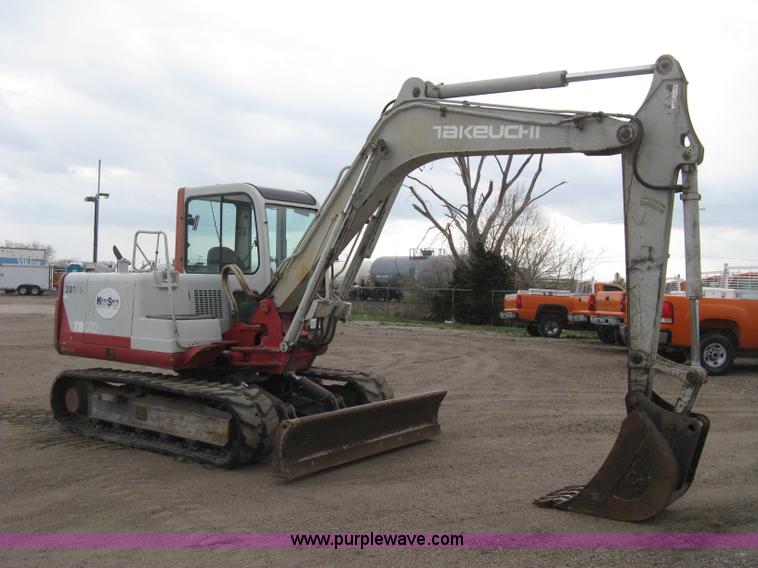 image for item E3430 2002 Takeuchi TB070 compact excavator