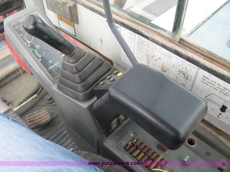 image for item E3430 2002 Takeuchi TB070 compact excavator