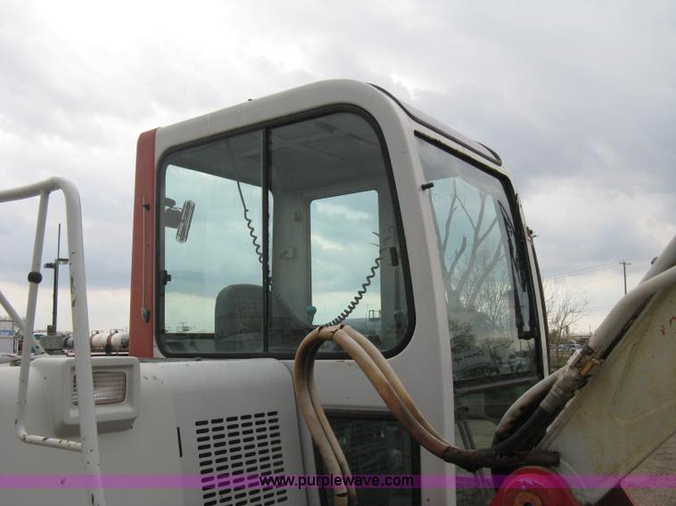 image for item E3430 2002 Takeuchi TB070 compact excavator