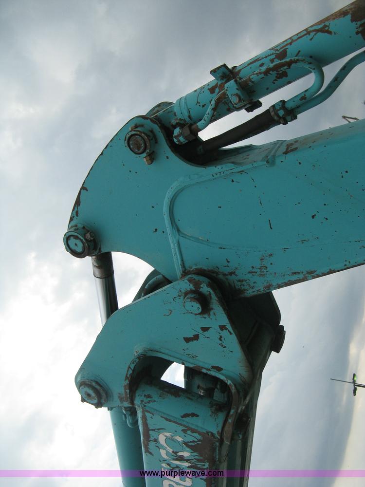 image for item E3431 1999 Kobelco 70SR midi excavator