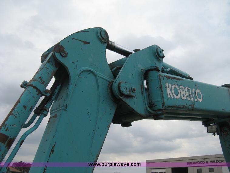 image for item E3431 1999 Kobelco 70SR midi excavator