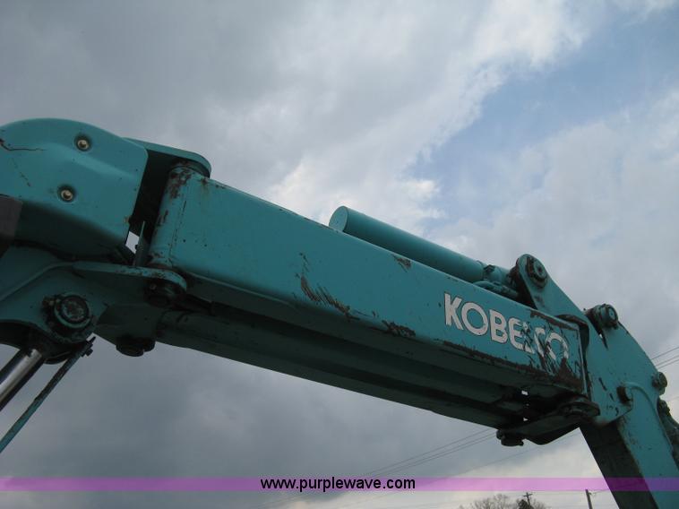 image for item E3431 1999 Kobelco 70SR midi excavator