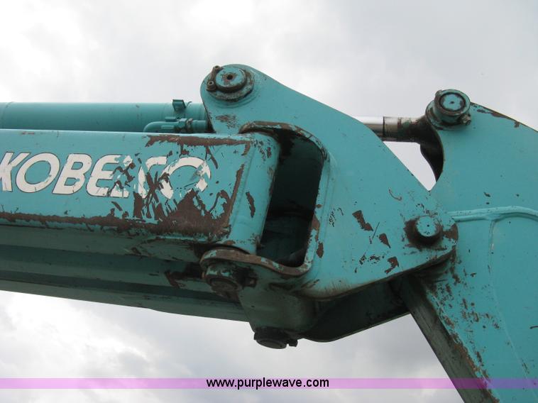 image for item E3431 1999 Kobelco 70SR midi excavator