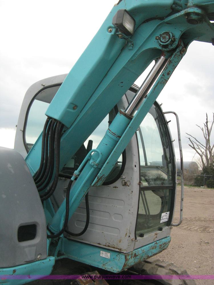image for item E3431 1999 Kobelco 70SR midi excavator