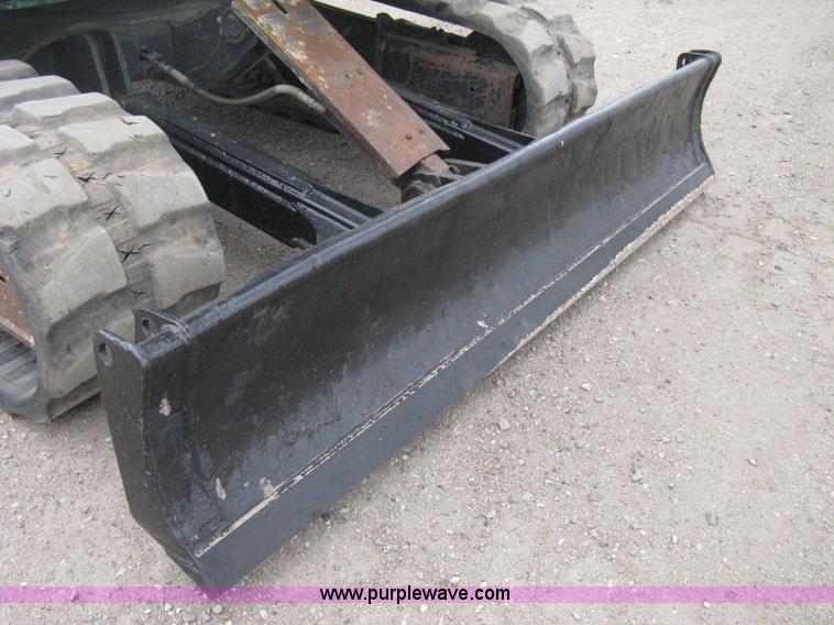 image for item E3431 1999 Kobelco 70SR midi excavator