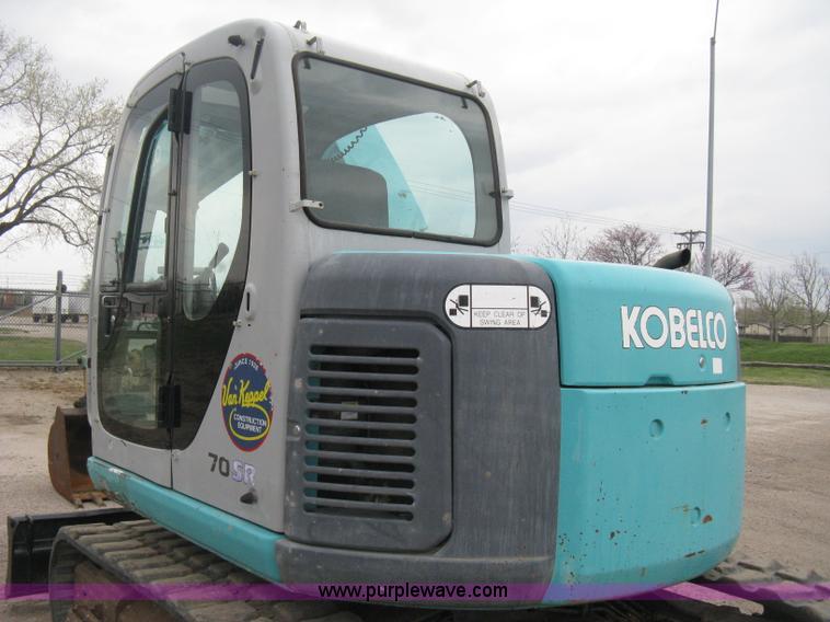 image for item E3431 1999 Kobelco 70SR midi excavator