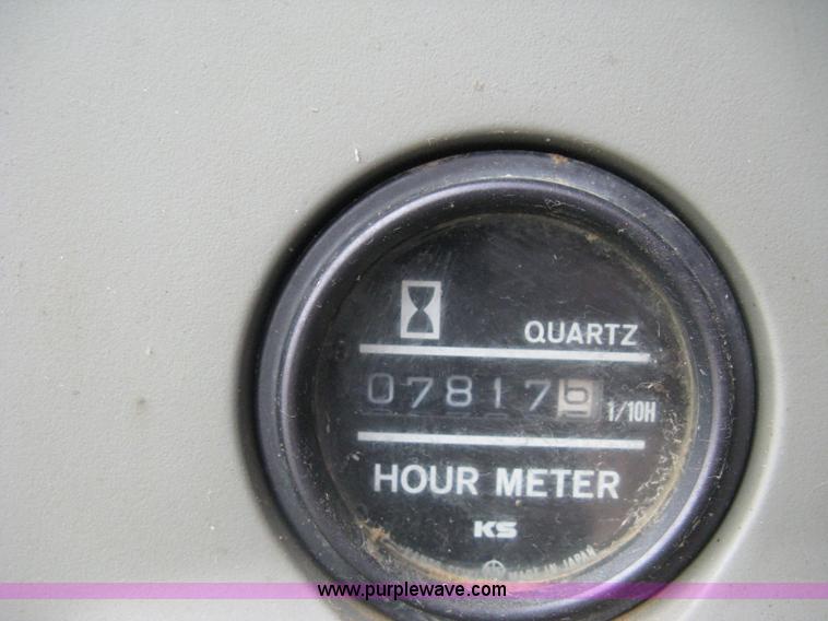 image for item E3431 1999 Kobelco 70SR midi excavator