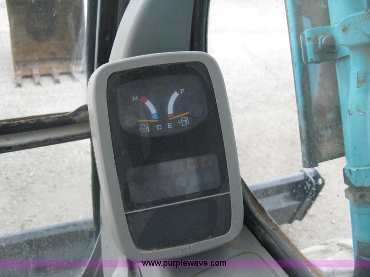 image for item E3431 1999 Kobelco 70SR midi excavator