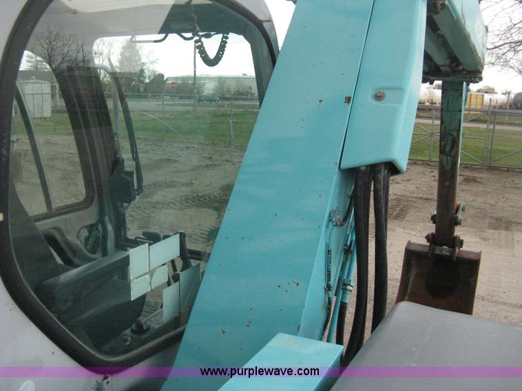 image for item E3431 1999 Kobelco 70SR midi excavator