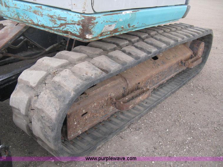 image for item E3431 1999 Kobelco 70SR midi excavator