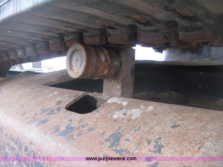 image for item E3431 1999 Kobelco 70SR midi excavator