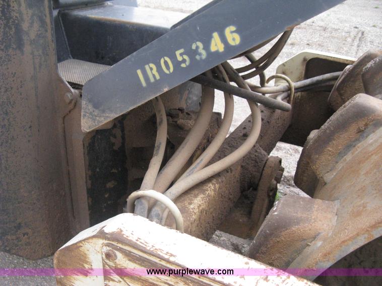 image for item E3432 2008 Ingersoll Rand SD25 TF articulated compactor