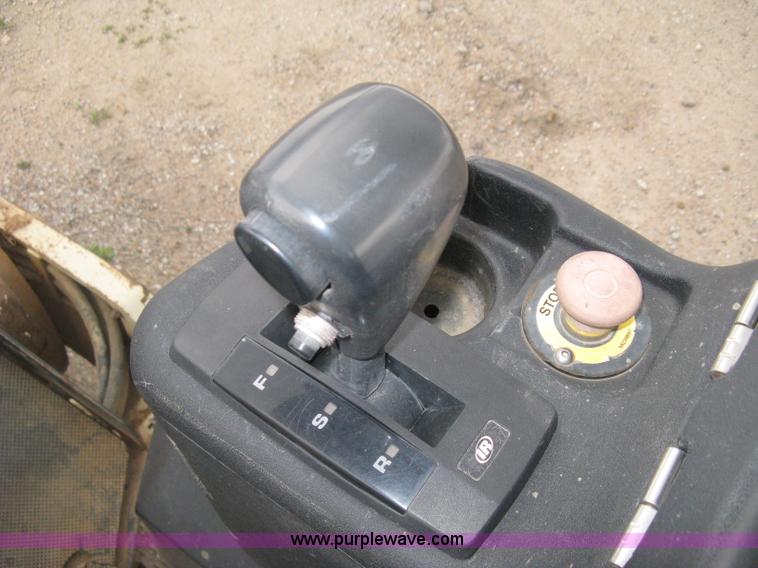 image for item E3432 2008 Ingersoll Rand SD25 TF articulated compactor