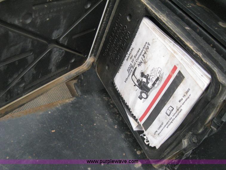 image for item E3432 2008 Ingersoll Rand SD25 TF articulated compactor